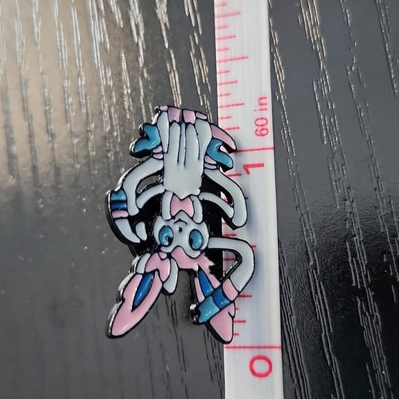 Pokemon Sylveon Inspired Enamel Pin - Picture 3 of 4